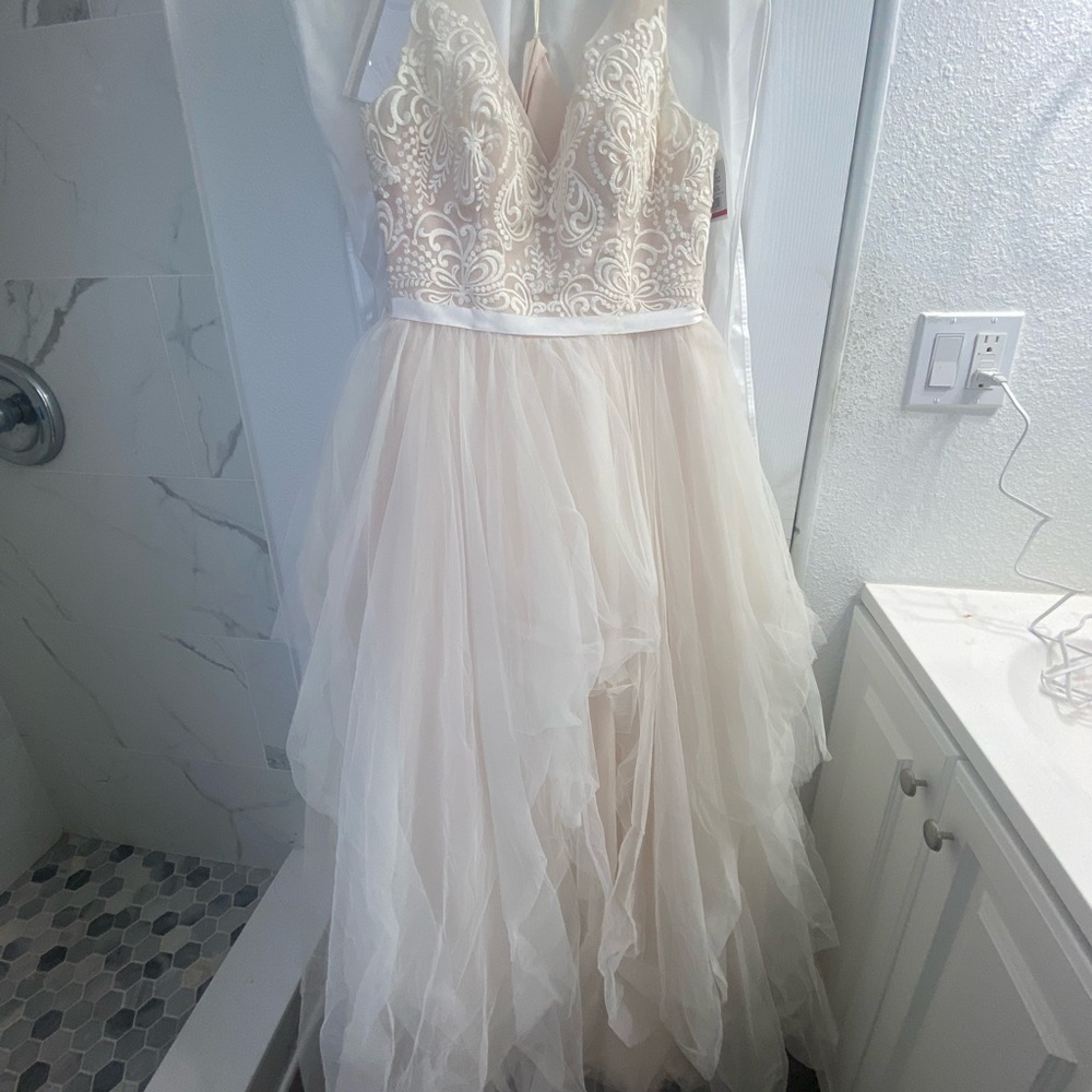 Ivory wedding dress size 10